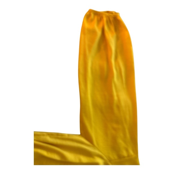 Vince Camuto Mustard yellow Blouse size XL
Full sleeves, generous cut,flowy. - Picture 2 of 5